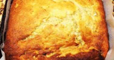 Imagen terminada de delicioso Pastel de Plátano Verde con Queso Mozzarella: Una fusión de sabores auténticos y creatividad culinaria.